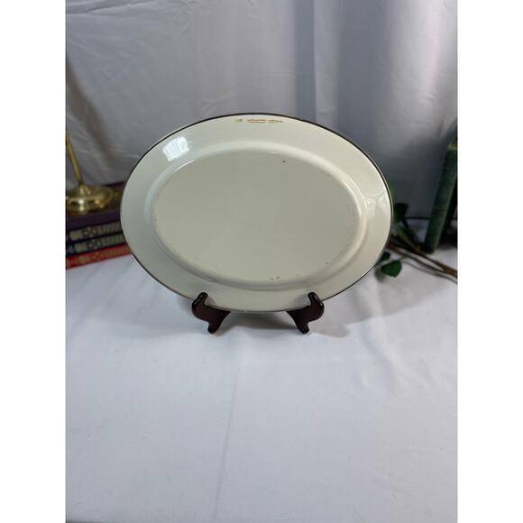 Vintage Oval Metal & Enamel Platter 14"x10" - Floral - Picture 7 of 7